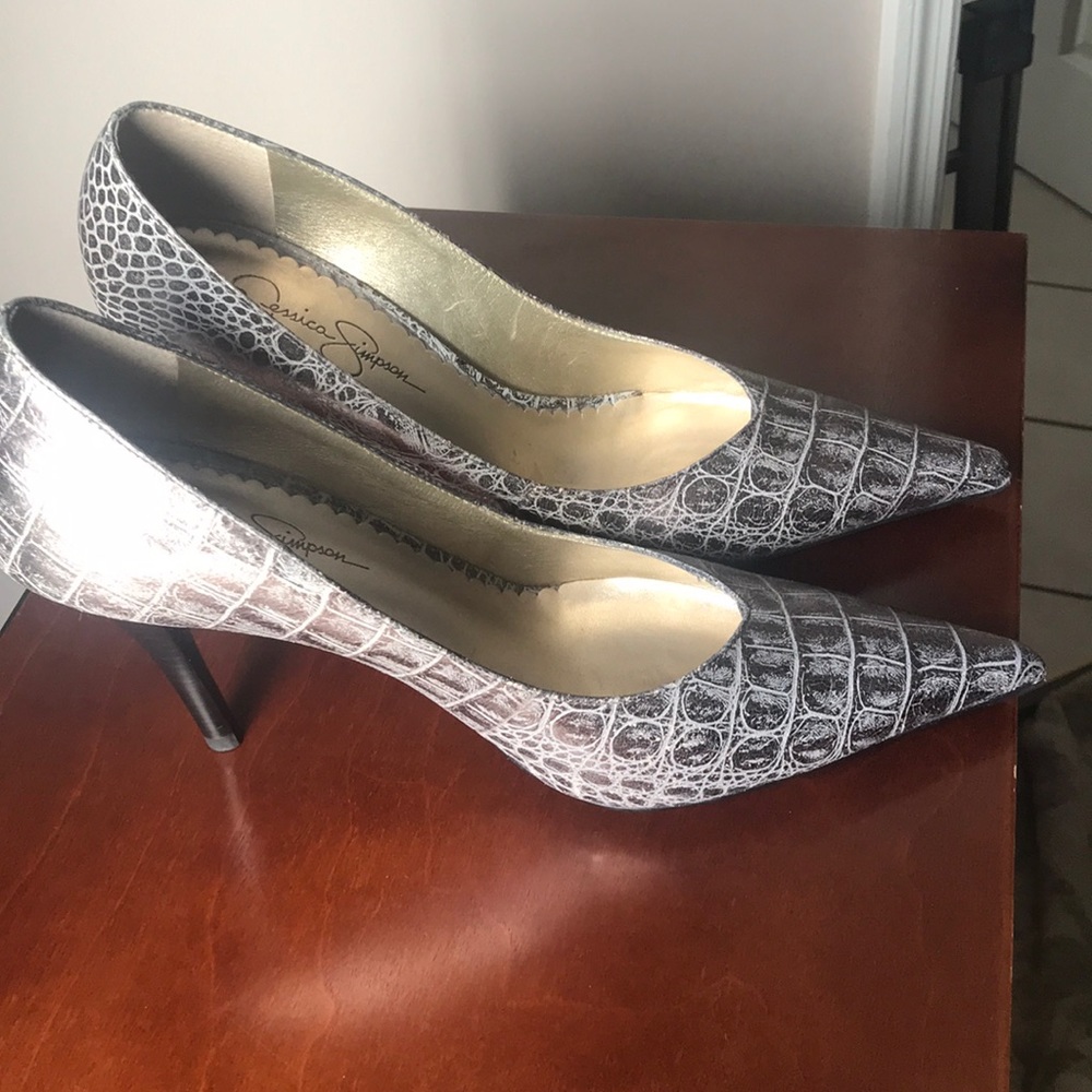 Jessica Simpson high heels